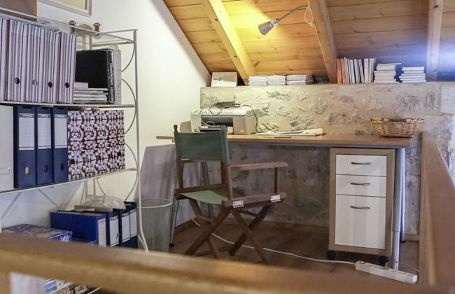 Stone House For You - Photo 16