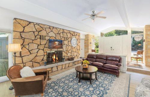 Bright 4BDR Home by Lake MI Arcadia Bluffs Portage Lake More - Photo 3