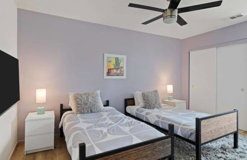 Hacienda Hideaway 3BR Desert Oasis w Pool Spa & Firepit - Foto 5