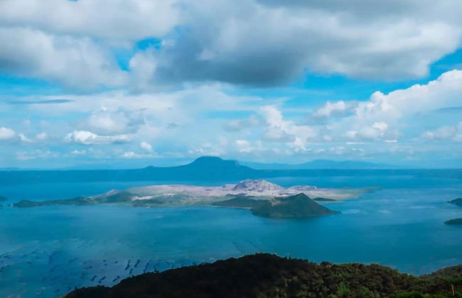 Deluxe Family Room in Tagaytay With Taal Lake View - Foto 16