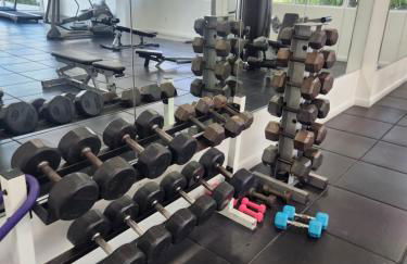 Entire Beach Front Condo w/ pool Amazing view 4pax - Photo 19