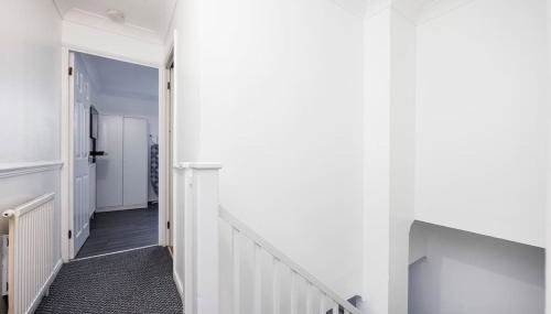 Lovely 2 Bed House in Grays. - Foto 5