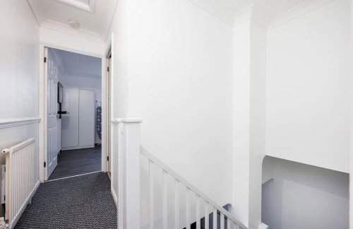 Lovely 2 Bed House in Grays. - Foto 5