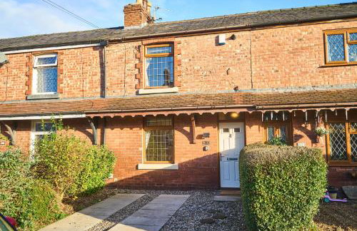 Modern Cosy 2-Bed Terrace with Private Garden - Foto 28