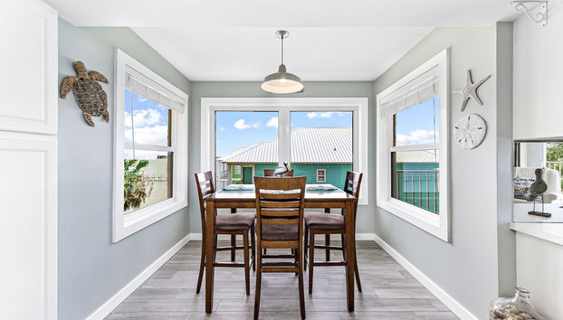 Compass Point 310 - Foto 3, Servicio de comidas en la habitación