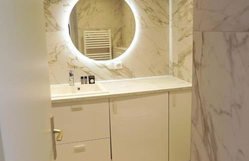 STUDIO Luxe CENTER BAY 4 - Photo 18