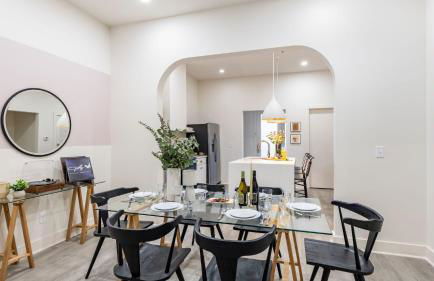 Sleeps 28 2 Units Near DT Nashville Outrider by AvantStay - Foto 32