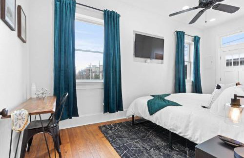 Chic 2BR retreat near French Quarter - Photo 17
