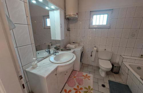 River House - Photo 40