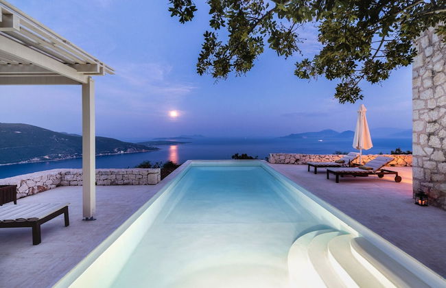 Luxurious Villa in Vasiliki with Swimming Pool & Hot Tub - Foto 18