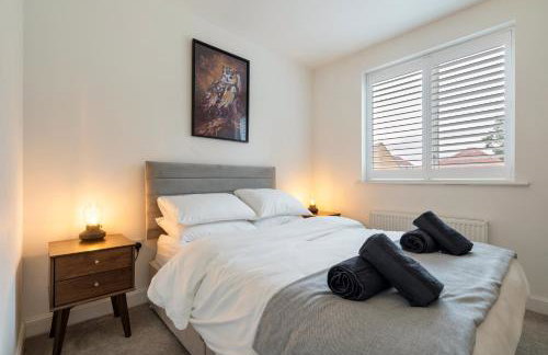 London 4-Bed in Coulsdon, 20 mins Gatwick, Parking - Foto 30