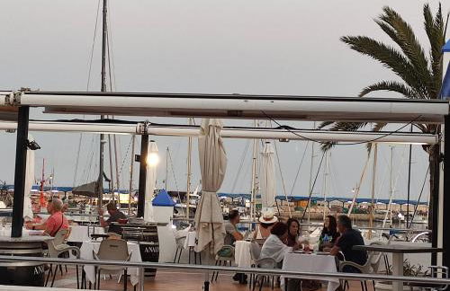 Casa Trebol Parquing Gratis - Photo 19