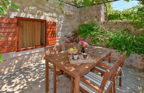 1 Bedroom Cozy Home In Rudina - Foto 2