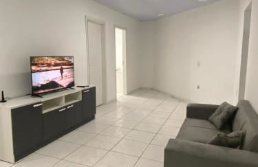 Apartamento grande com 2 quartos - Foto 2