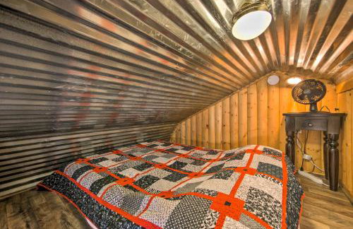 Lakefront Cabin with 2 Lofts, Boats on 4 Acres - Foto 19