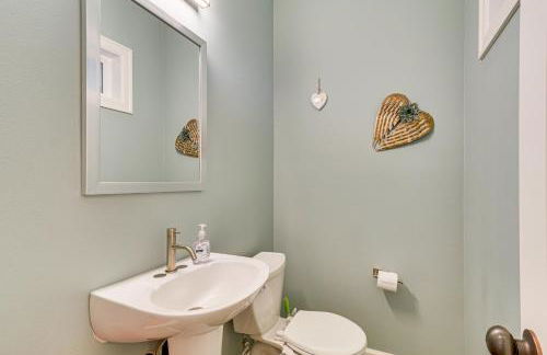 5 Mi to Oregon Zoo Spacious Retreat with Patio - Foto 8