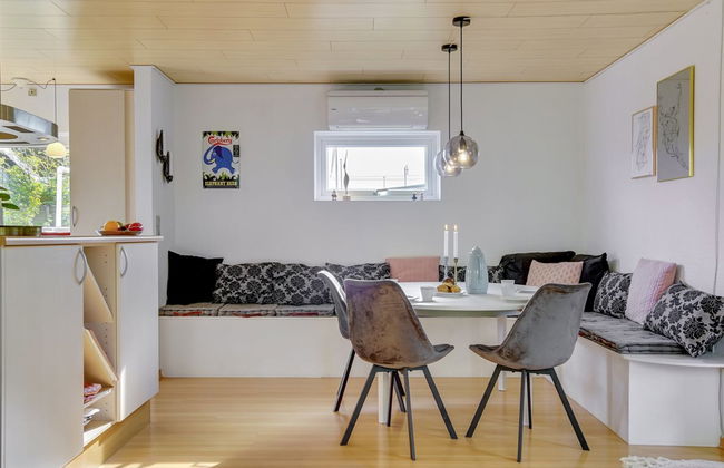 "Hattie" - 100m from the sea - Foto 19