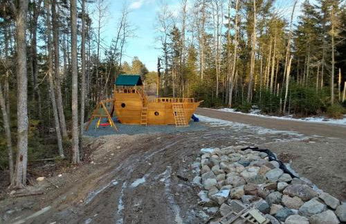 5BR Waterfront Hot Tub Kids Playscape Pets Family Compound! - Foto 60