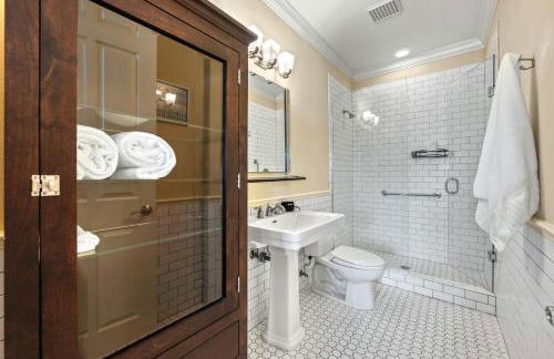 Tranquility - 4000 Sq ft of Luxury - Private Pool/Spa, Walk Everywhere, Pet Friendly - Foto 53