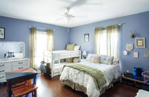 Bayou Breeze Retreat with Pool & River Access - Foto 17