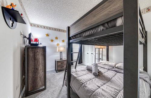 #463-Fabulous 4 bed villa with south facing private pool and spa overlooking water - Foto 29