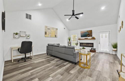 Cozy 3 BR house with Wi-Fi near Tribble Mill Park - Foto 1