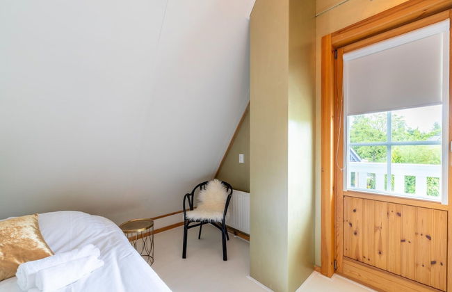 Holiday Home by Zuidlaardermeer With Jetty - Photo 9