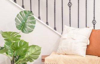 Stylish Modern Farmhouse wYard 10 mins from DT - Foto 41