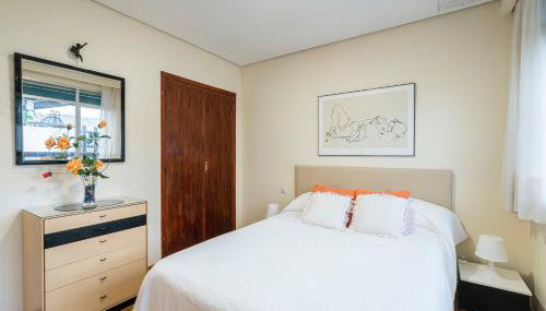For You Rentals Castellana Business Center Apartment TEMPORAL MPM320 - Foto 5, wardrobe
