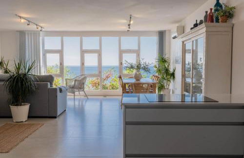 La Ventana - Photo 1