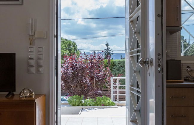 Bright & Spacious two-floor Family Garden Home - Foto 22