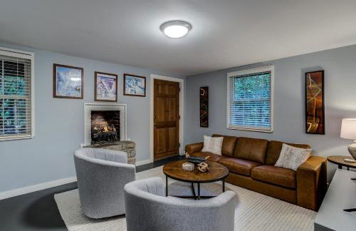 Mountain Home near Blue Ridge Parkway, Central Location! - Foto 27