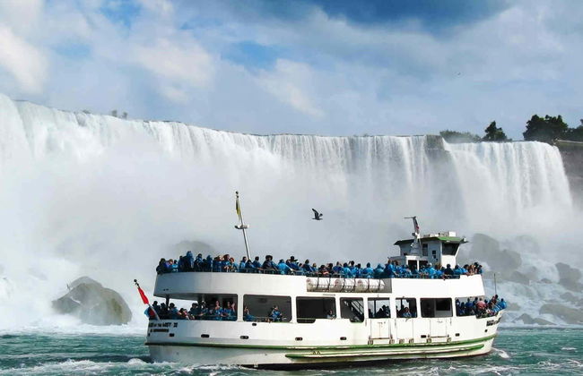 Niagara Falls Tour & Maid of the Mist Boat Trip - Photo 2