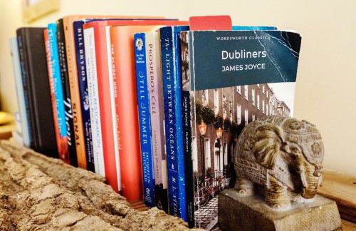 Luxurious sky loft with giant soaker tub, steam room, views - Foto 36