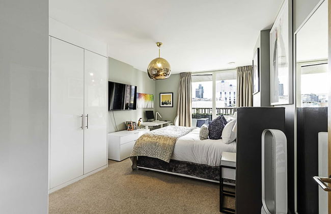 Beautiful One Bed Apartment in East Putney - Photo 2