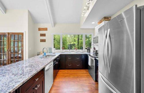 River Edge Chalet - Foto 28