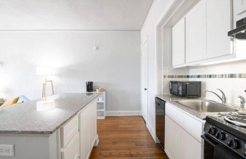 VIBES ON MAIN - Modern Chic Studio in Downtown - Foto 10