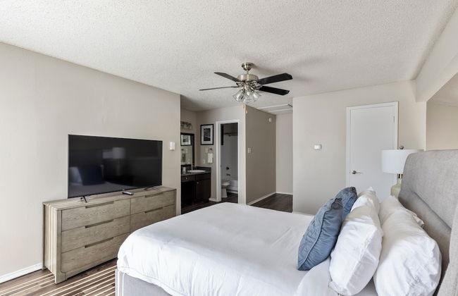 Landing Grand Prairie - Photo 10