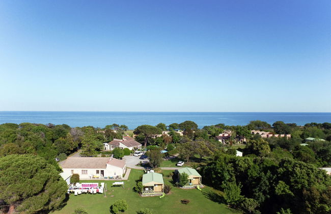 3 bedroom House in Talasani with garden and terrace - Photo 21