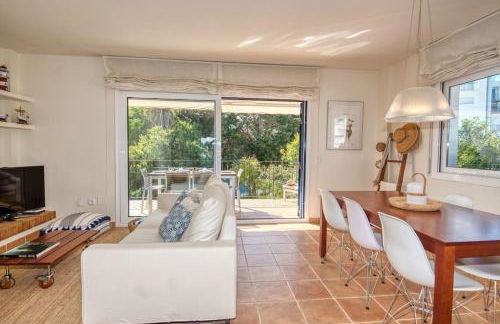 Apartamento con Piscina céntrico - Foto 2