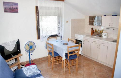 Sea View Apartment in Prvić Luka, 46m², Terrace - Foto 6