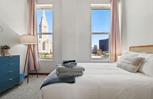 Skyloft Condo - Walk To Stadiums - City Views - Foto 1