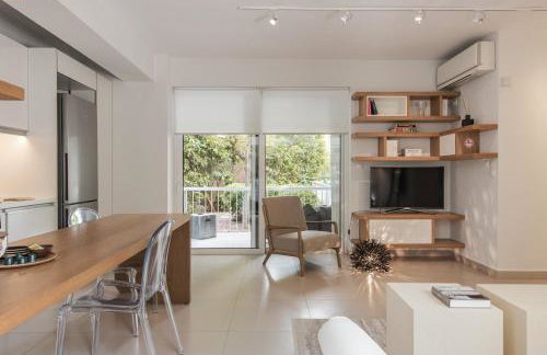 Bliss Living - Photo 72