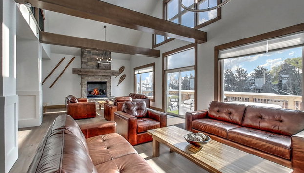 Brand New 7 bdrm Luxury Cottage with Private Beach Access, BBQ,7.5 baths, Hot Tub, Ping Pong Table - Foto 2, Habitación
