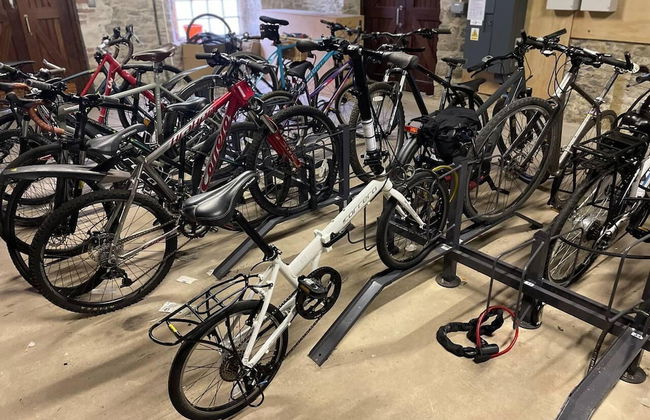 Cozy Coastal Apartment - Photo 9