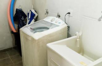 Linda casa c/ piscina e conforto próximo do Mar - Foto 25