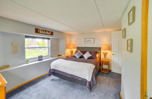 Lakefront Wisconsin Home with Boat Dock and Fire Pit! - Foto 14