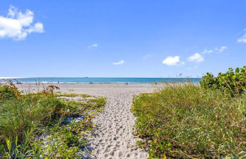 Direct Gulf Front Condo, Private Balcony, Heated Pool, Walkable Indian Rocks Beach - Foto 1