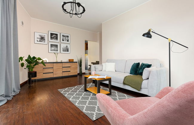 Apartment Banderii Warsaw by Renters - Photo 1