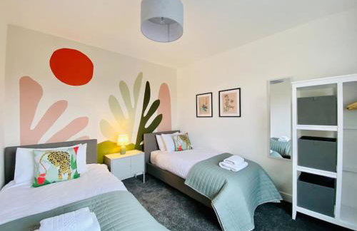 uSnooz I Charming 4-Bed Halifax Home with Garden - Foto 10